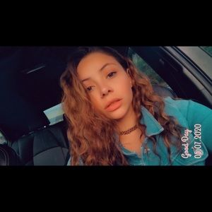 Meet your Posher, Lexi